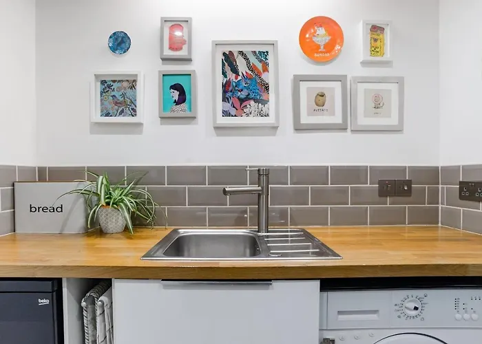 Croft Tiger Apartment